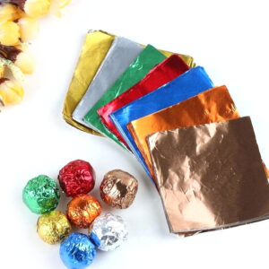 Wrap Worlds - Chocolate Packaging Plain Cut Aluminium Foil - 8 * 8 Cm - 200pcs